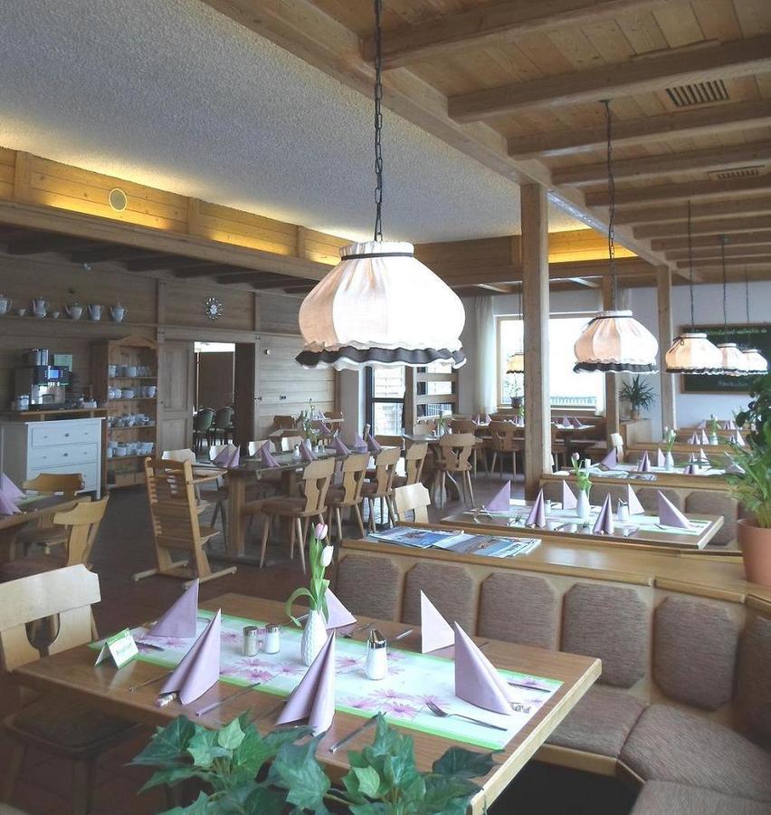 מלון Atting Flugplatzrestaurant Wallmuhle מראה חיצוני תמונה